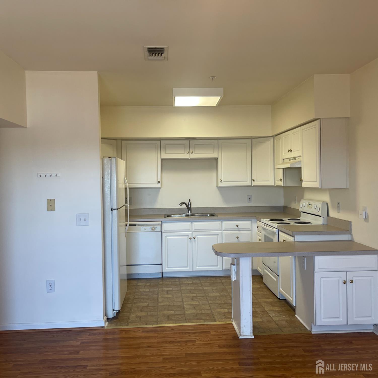 100 John T O Leary Boulevard 327, South Amboy, NJ, 08879 image 13