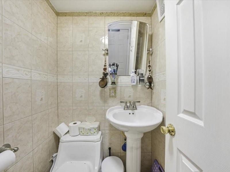 1372 East 66th Street, Brooklyn, New York, 11234 image 29