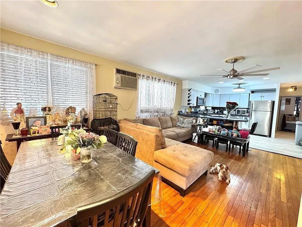3724 Laurel Avenue, Brooklyn, New York, 11224 image 17
