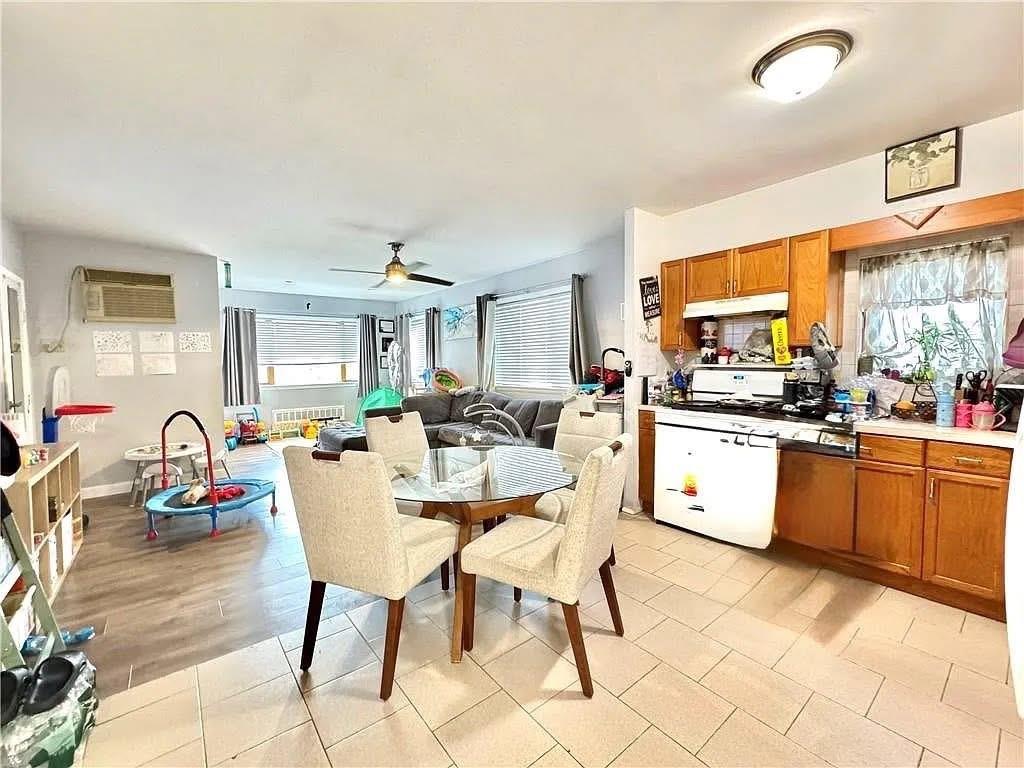 3724 Laurel Avenue, Brooklyn, New York, 11224 image 28