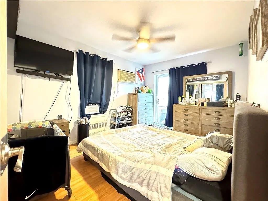 3724 Laurel Avenue, Brooklyn, New York, 11224 image 31