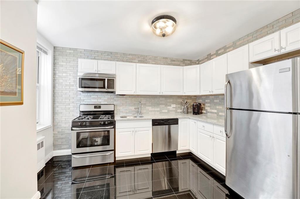 9707 4th Avenue 4F, Brooklyn, New York, 11209 image 9