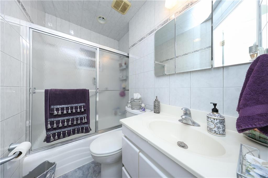76 South Railroad Avenue, Staten  Island, New York, 10305 image 12