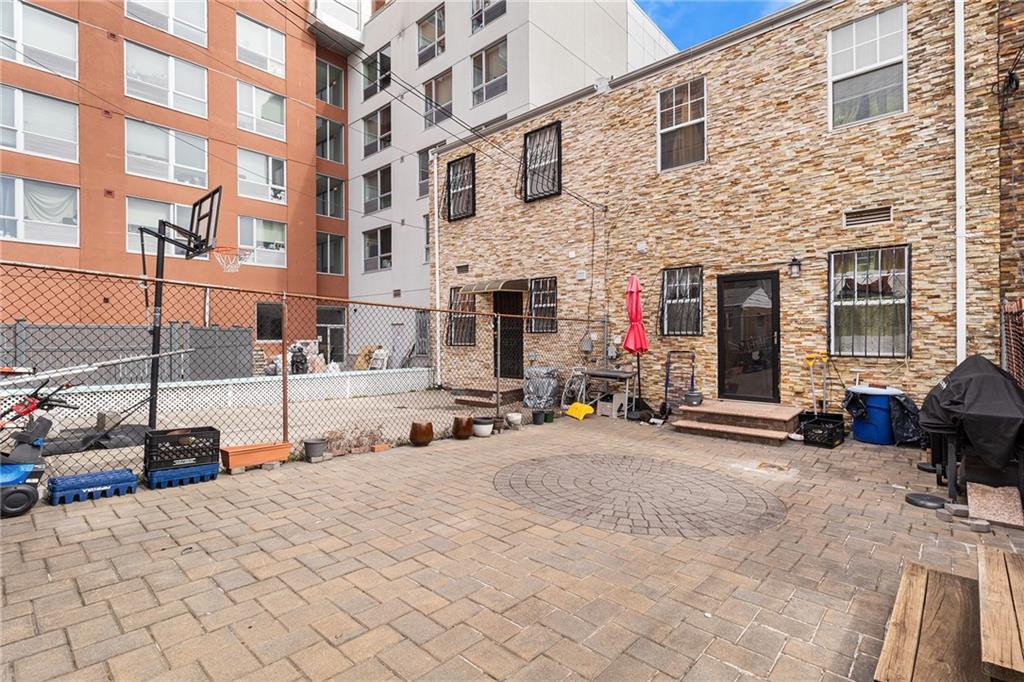 460 Hinsdale Street, Brooklyn, New York, 11207 image 23