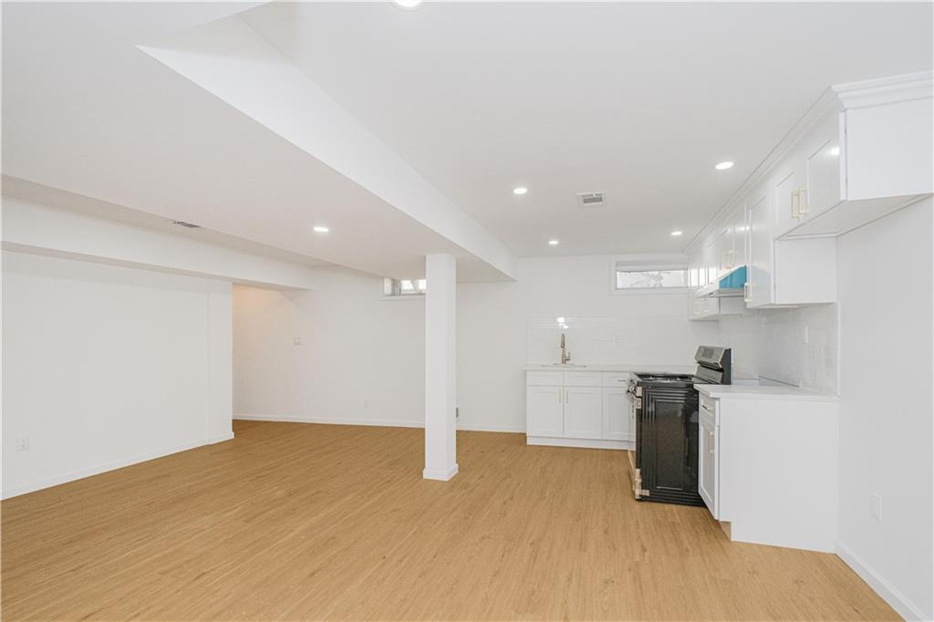 10 Penton Street, Staten  Island, New York, 10309 image 21