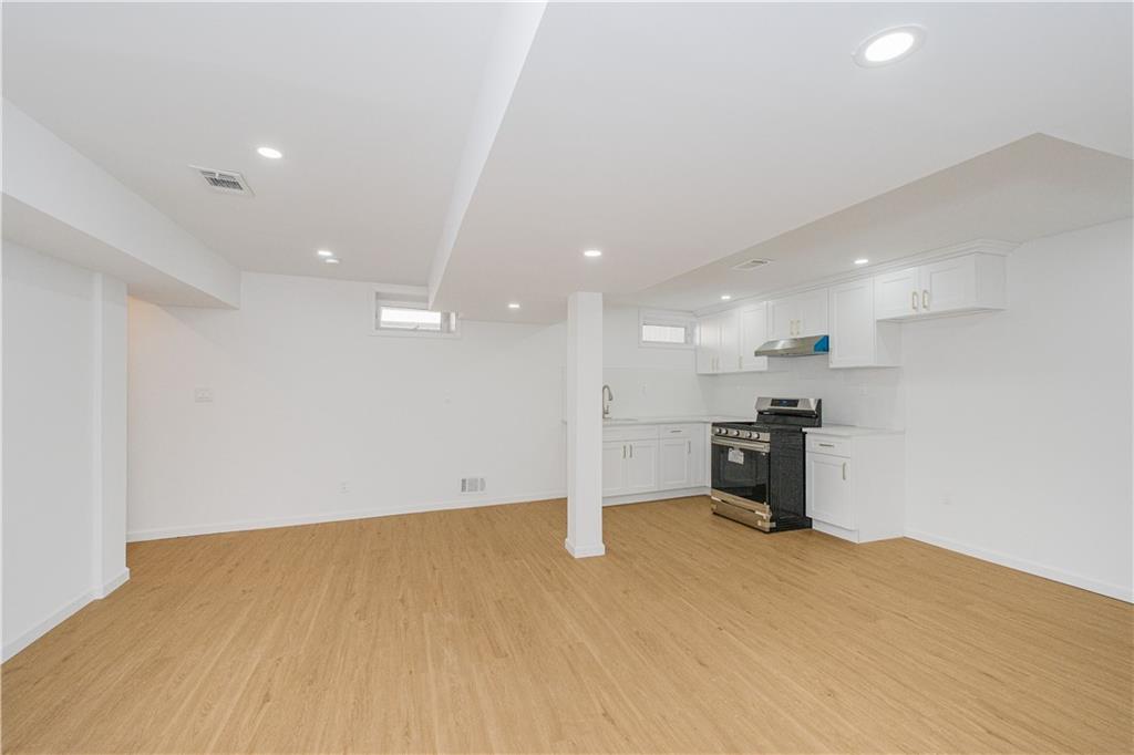 10 Penton Street, Staten  Island, New York, 10309 image 22