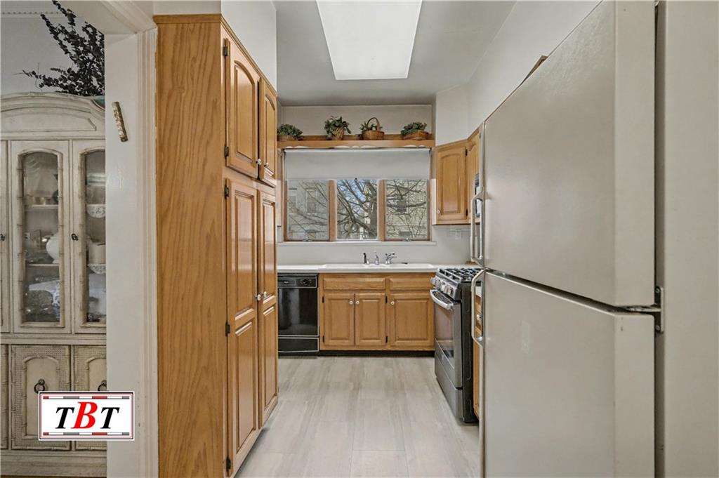 4334 Bedford Avenue, Brooklyn, New York, 11229 image 9