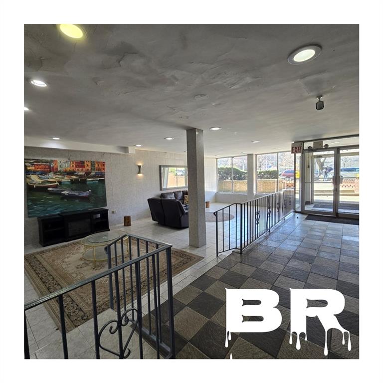 2785 Ocean Parkway 3J Image 2