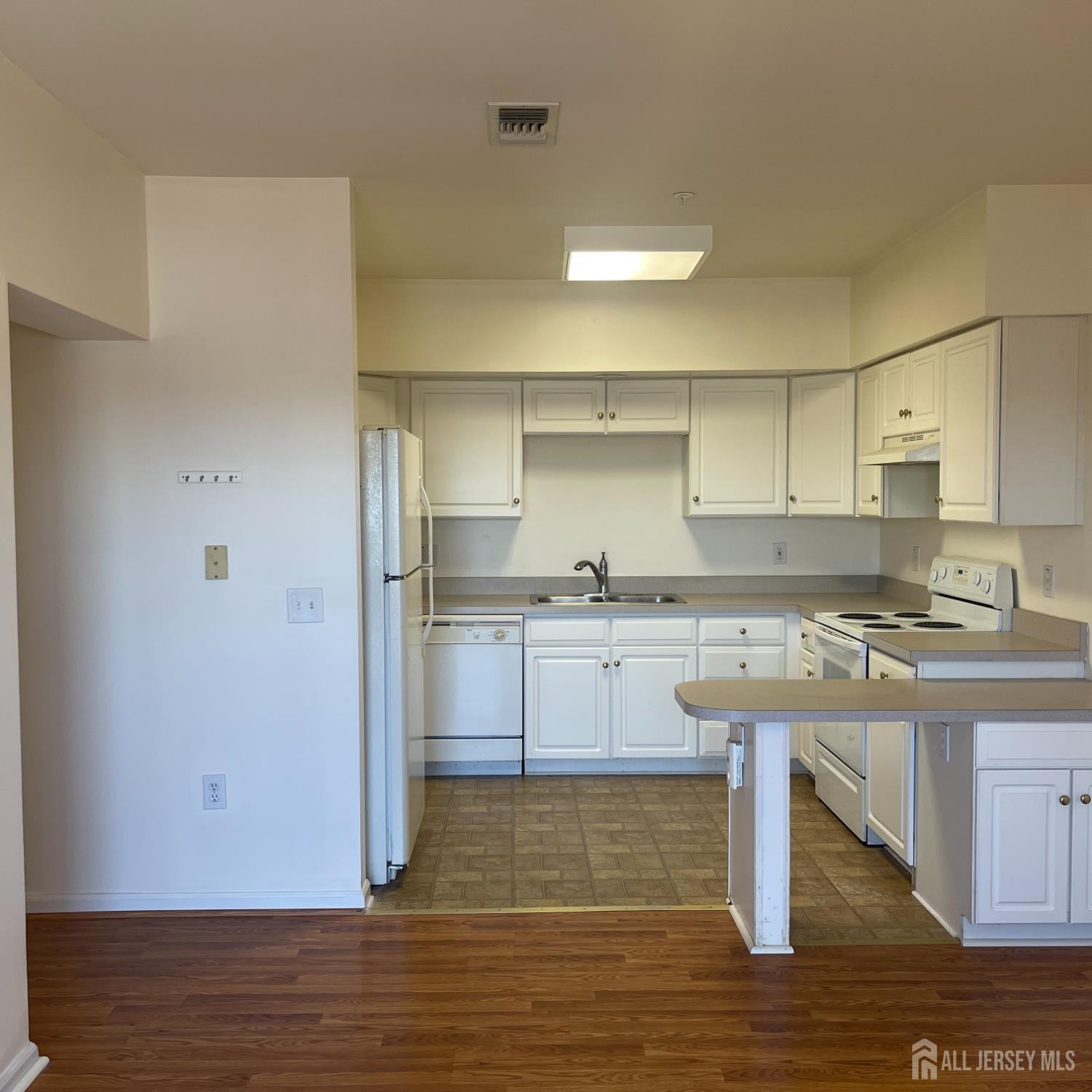 100 John T O Leary Boulevard 327, South Amboy, NJ, 08879 image 12
