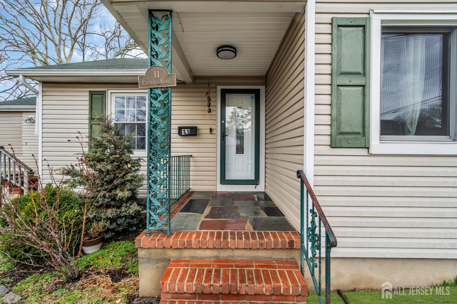 11 Pershing Avenue Image 3