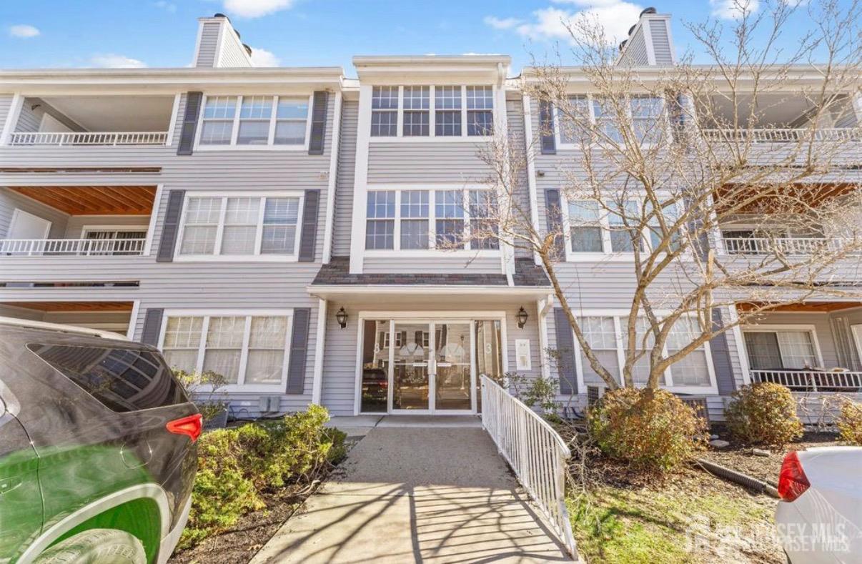 2308 Candlelight Court Image 1