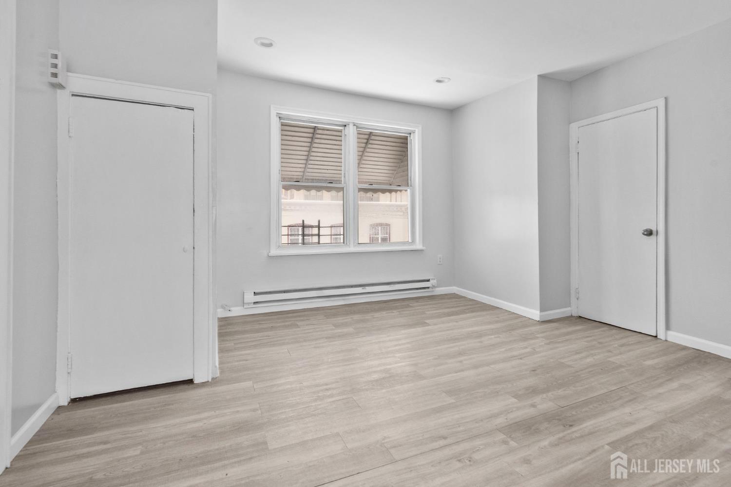 211 N 13th Street, Newark, NJ, 07107 image 27