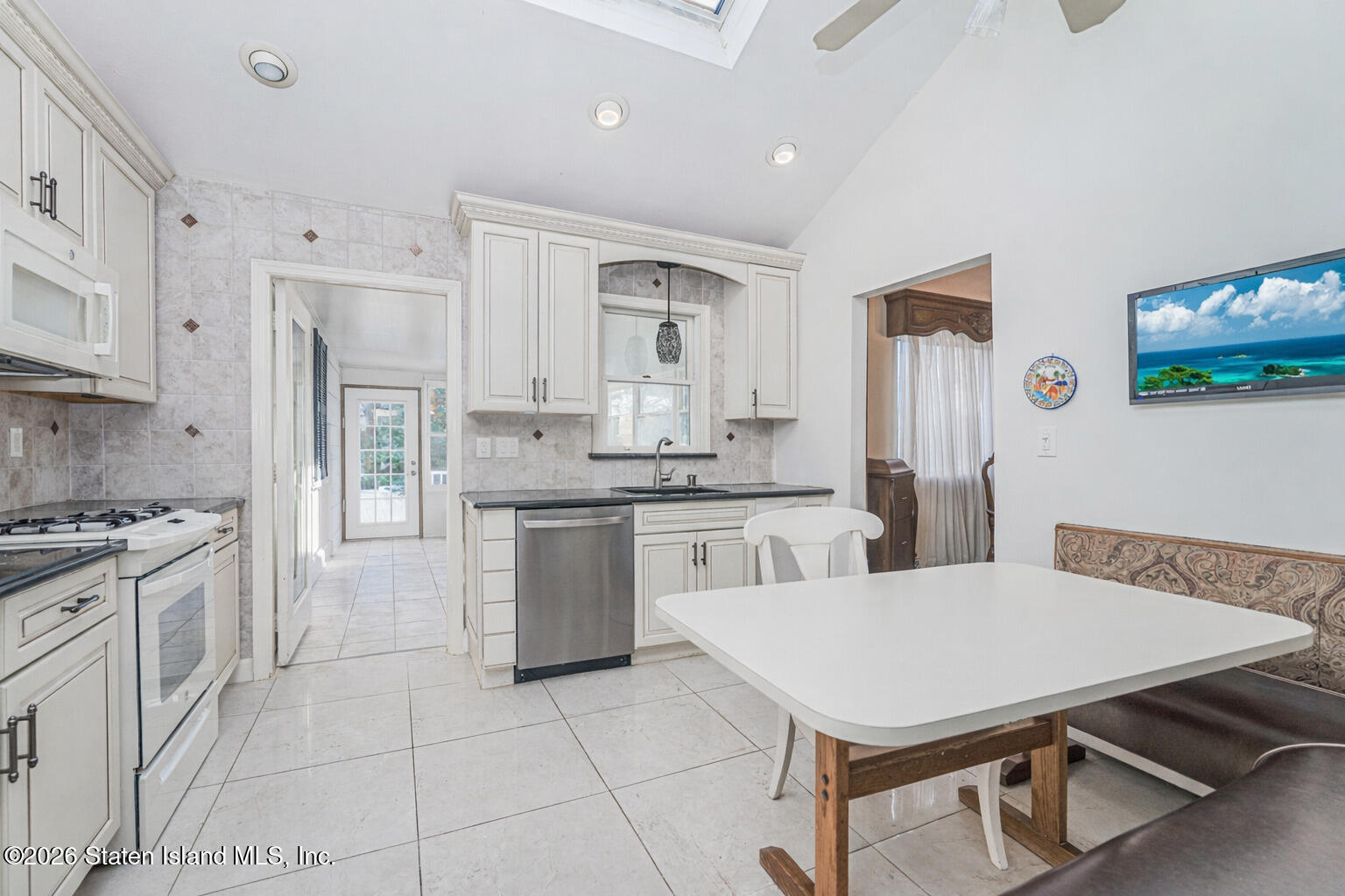 72 Reading Avenue, Staten Island, NY, 10312 image 11