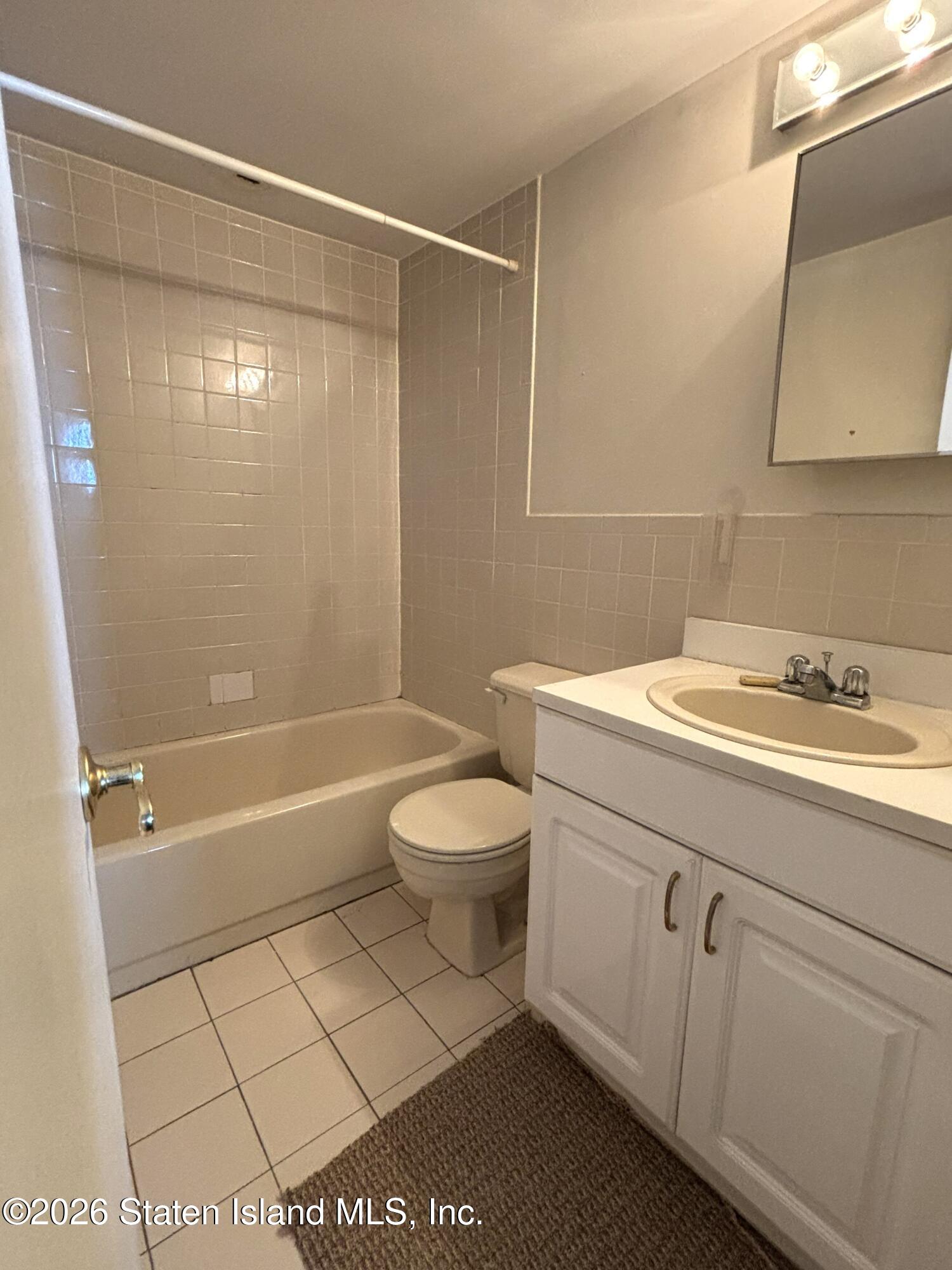 314 Green Valley Road, Staten Island, NY, 10312 image 21