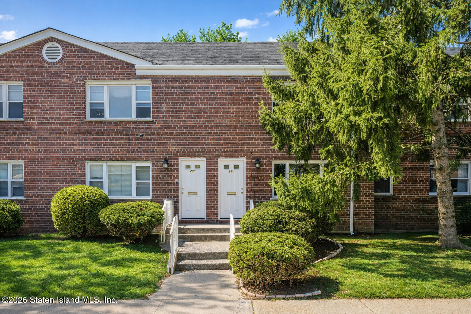 284 Bay 19th Street B Image 1