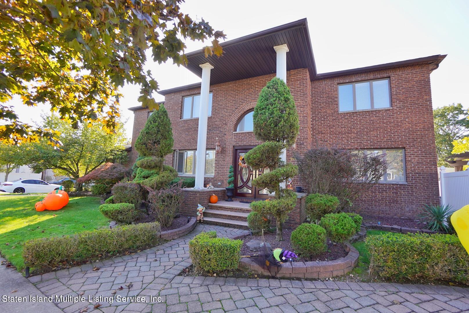 10 Clearmont Avenue Image 1