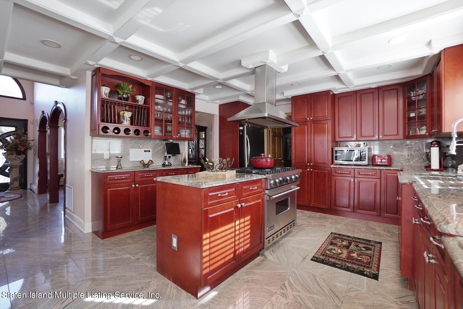 10 Clearmont Avenue, Staten Island, NY, 10309 image 17