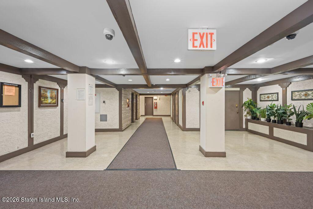 2 Elmwood Park Drive 209 Image 5