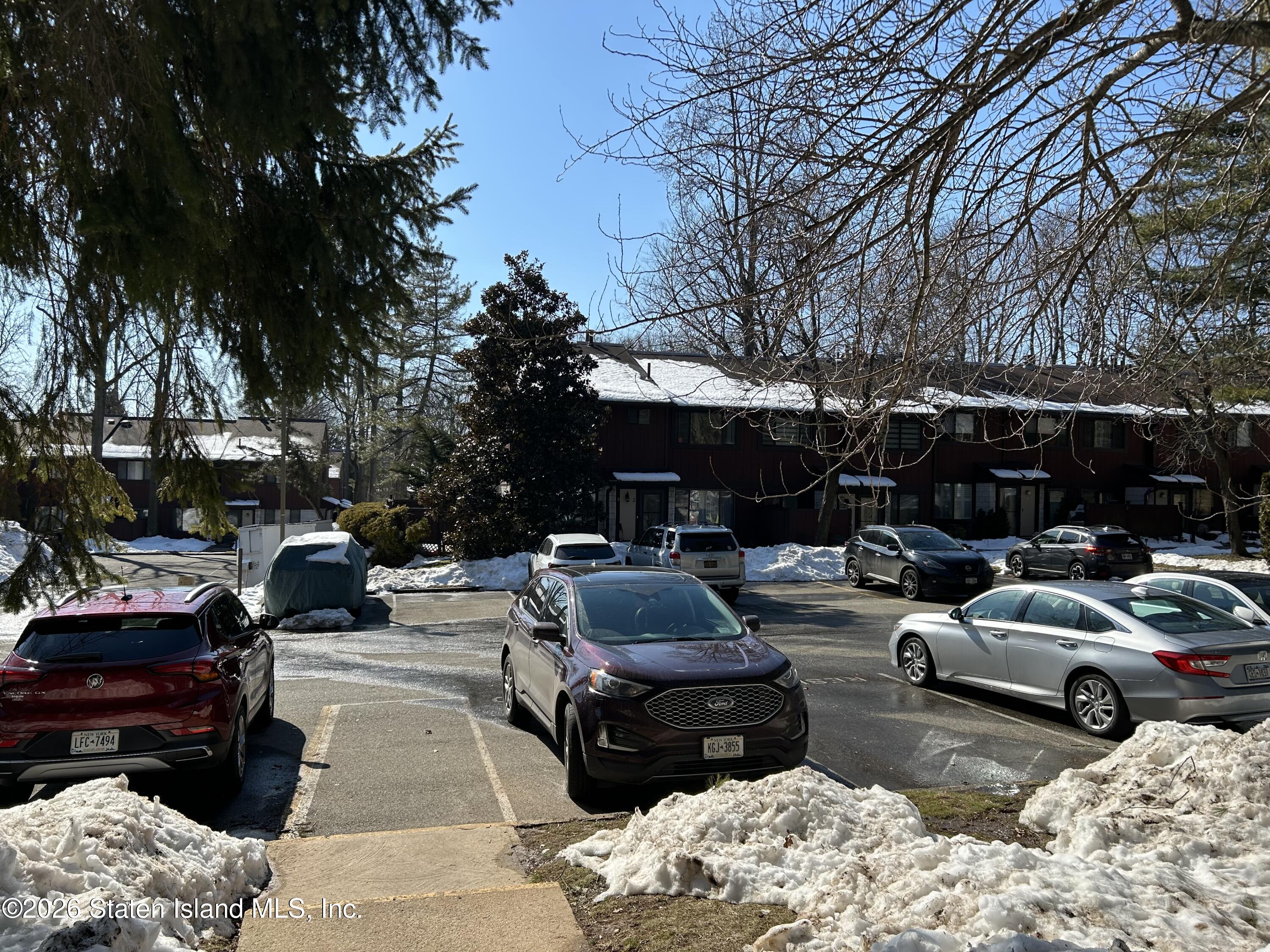 1752 Forest Hill Road Image 5