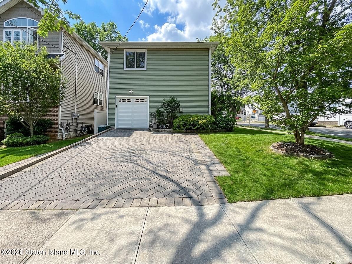 282 Billiou Street, Staten Island, NY, 10312 image 32
