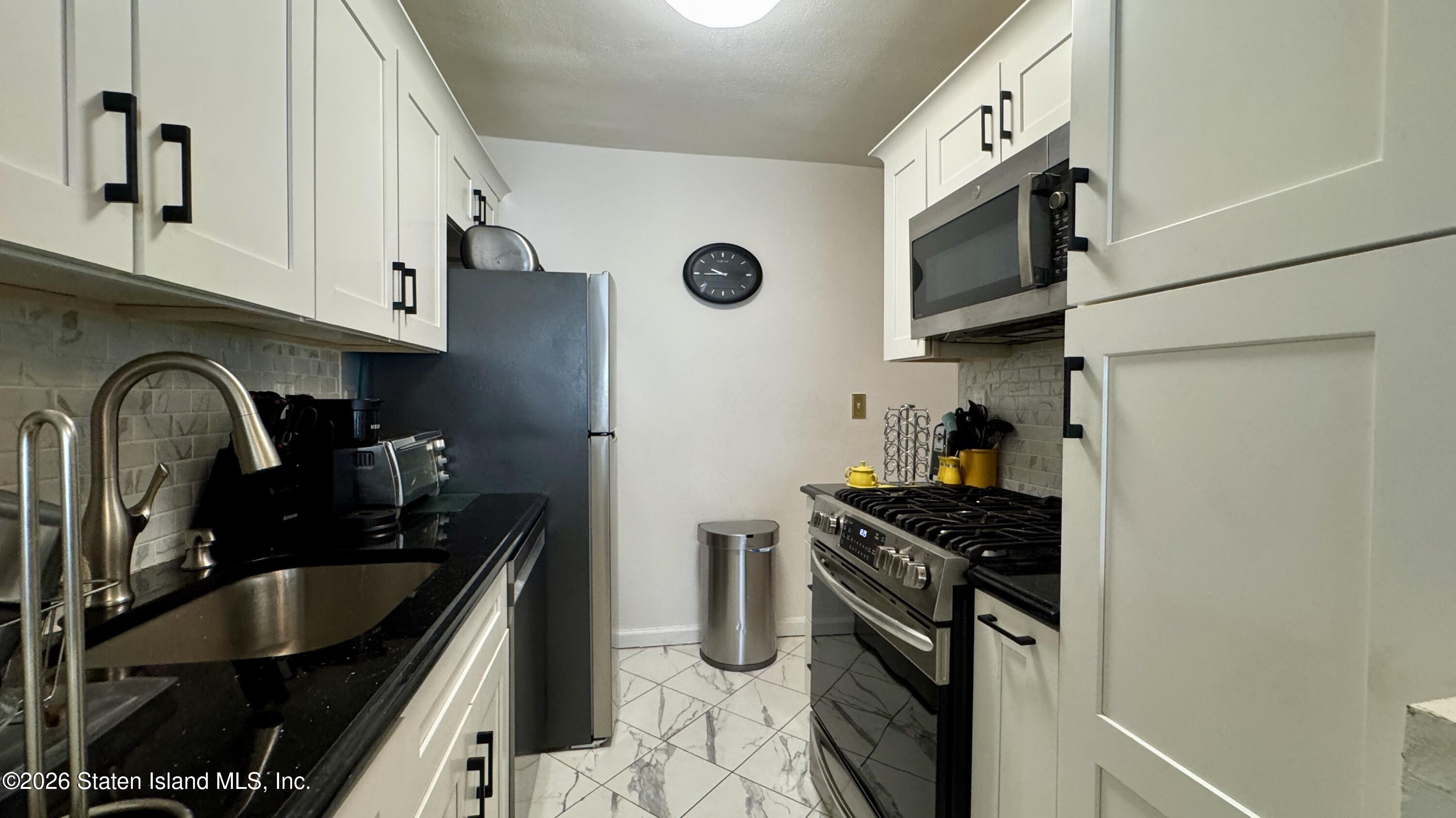 1100 Clove Road 2b, Staten Island, NY, 10301 image 20