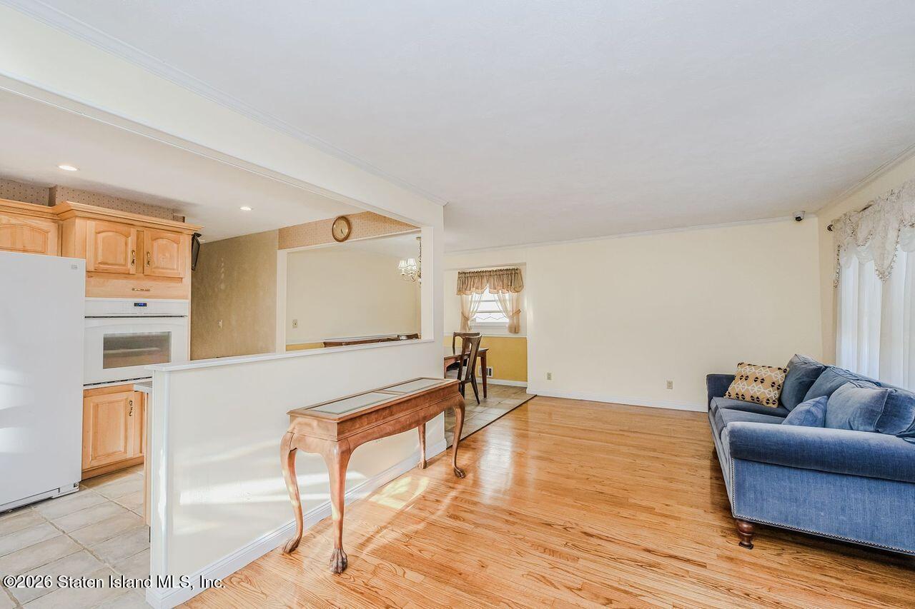 223 Amber Street Image 4