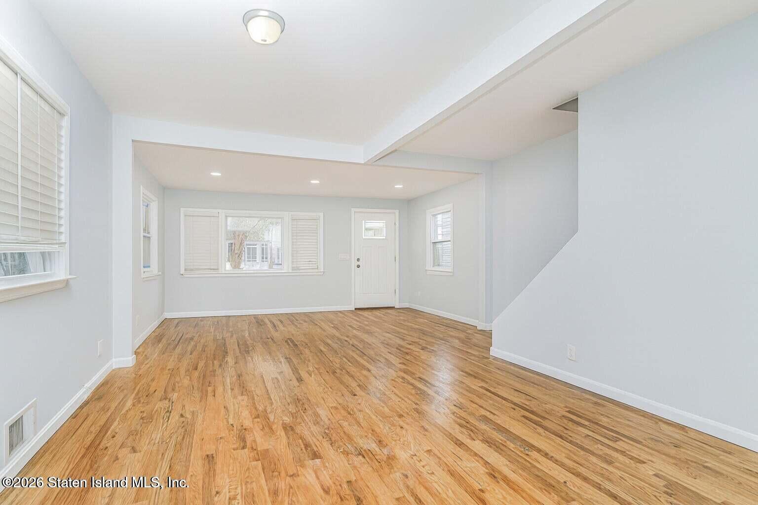 13 Laforge Avenue, Staten Island, NY, 10302 image 16