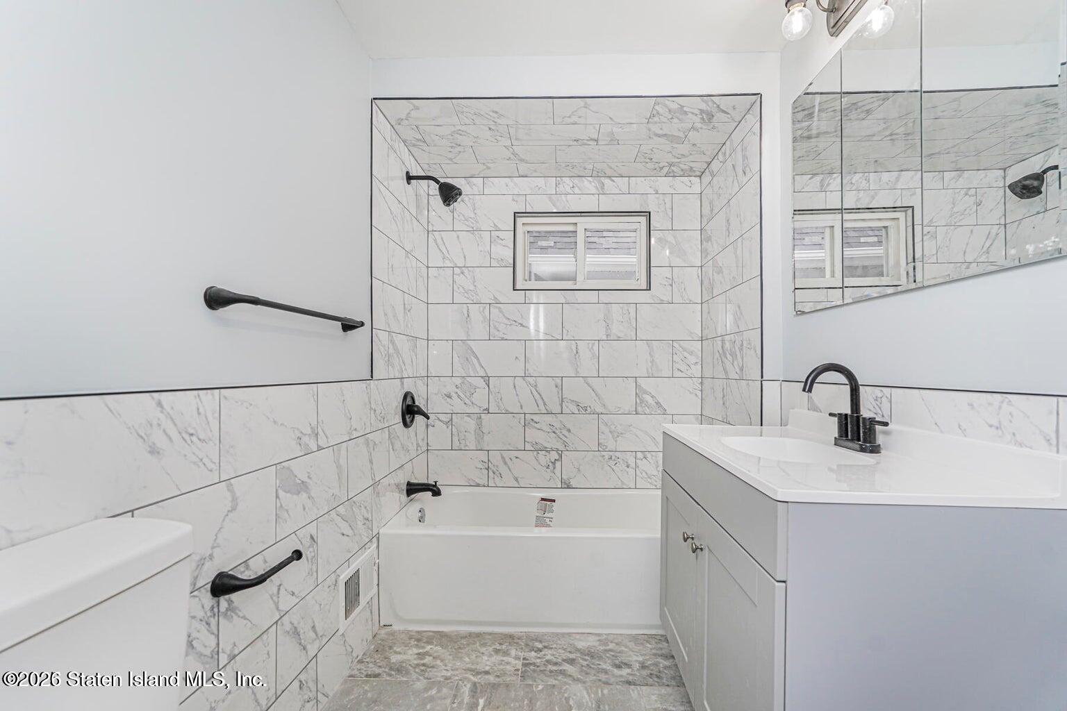 13 Laforge Avenue, Staten Island, NY, 10302 image 24