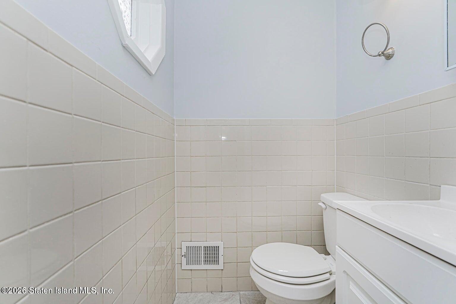 13 Laforge Avenue, Staten Island, NY, 10302 image 25