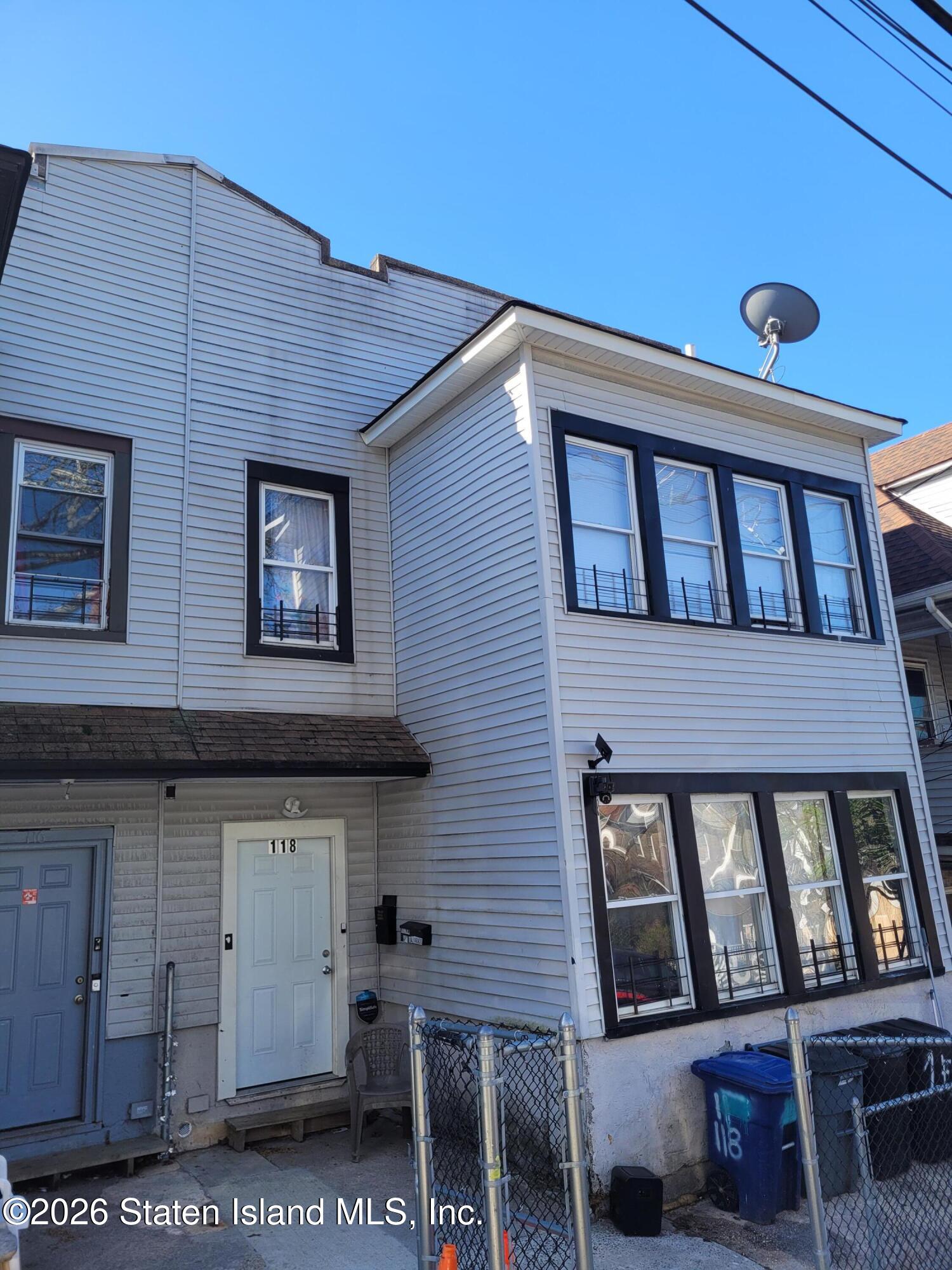 118 Scribner Avenue Image 2