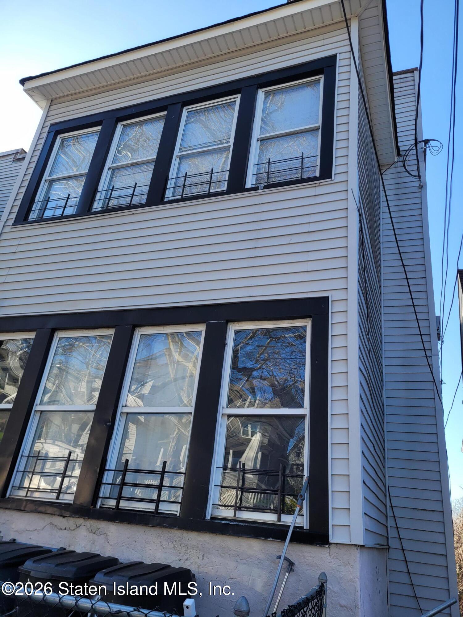 118 Scribner Avenue Image 3