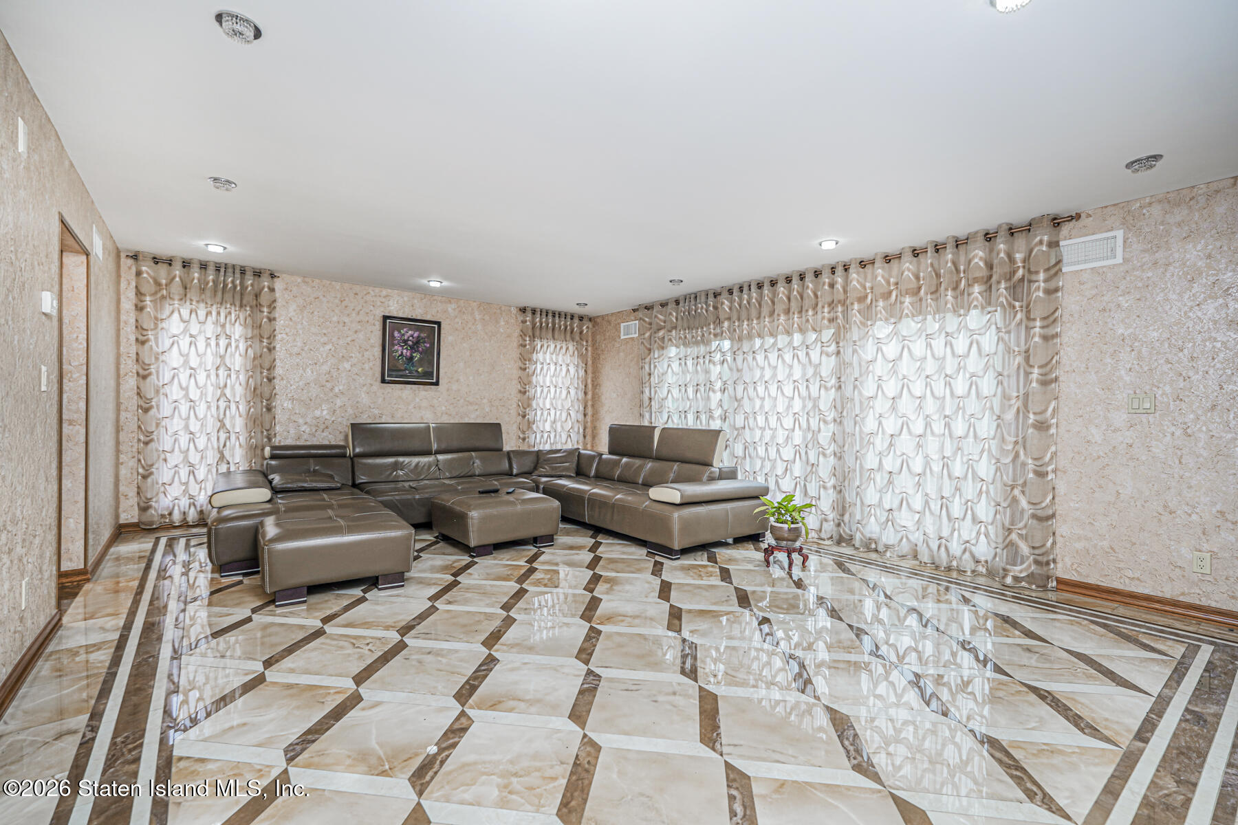 10 Arbutus Way, Staten Island, NY, 10312 image 14