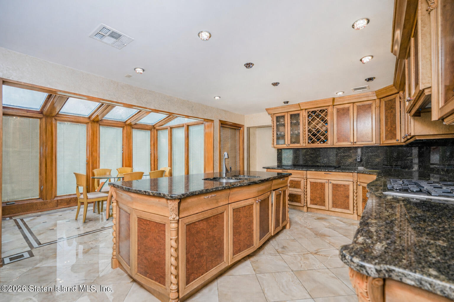 10 Arbutus Way, Staten Island, NY, 10312 image 17
