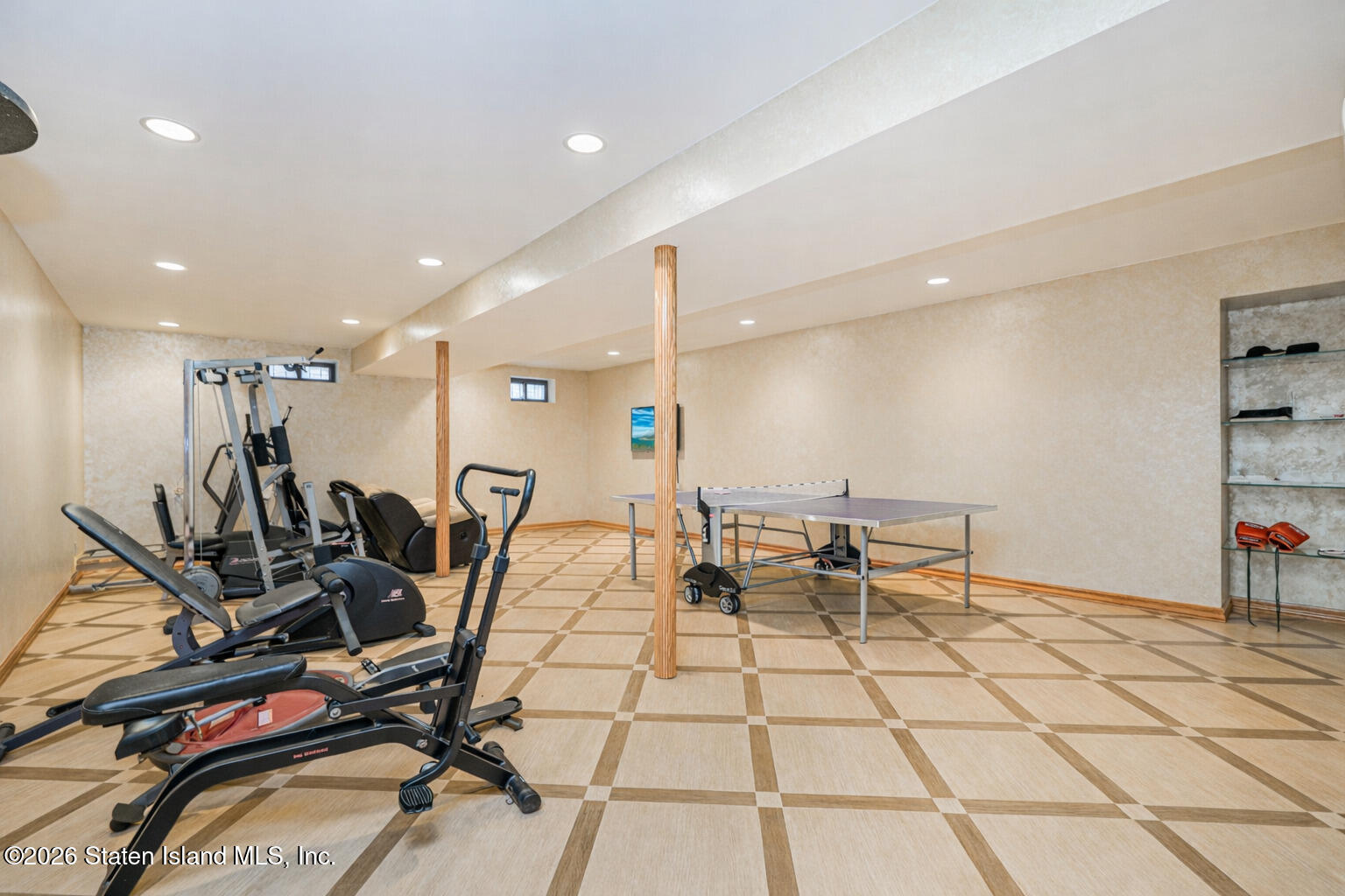 10 Arbutus Way, Staten Island, NY, 10312 image 37