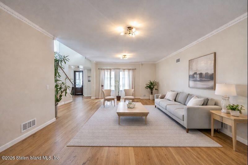 2 Clinton Court, Staten Island, NY, 10301 image 9