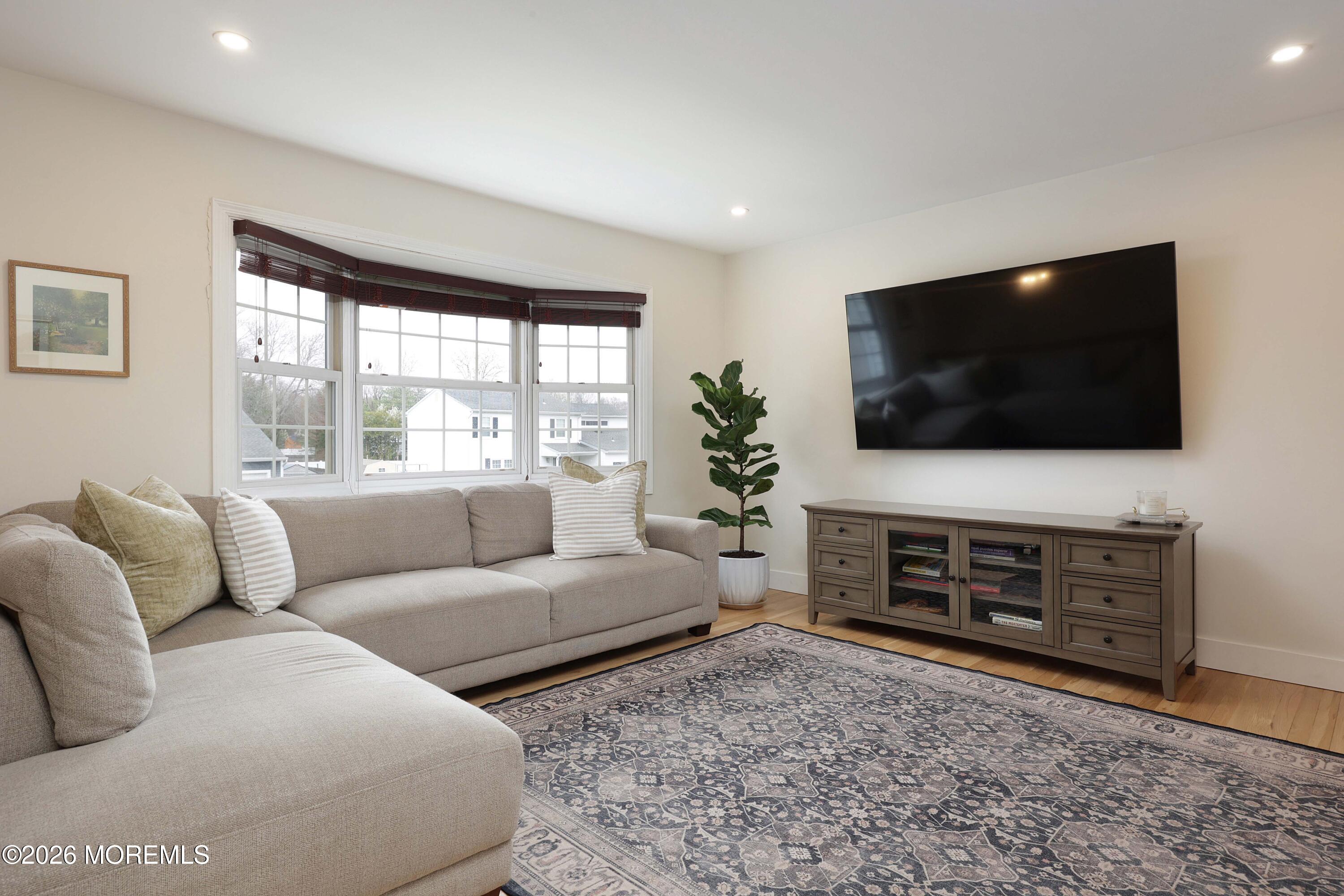 15 Brook Street, Farmingdale, NJ, 07727 image 13