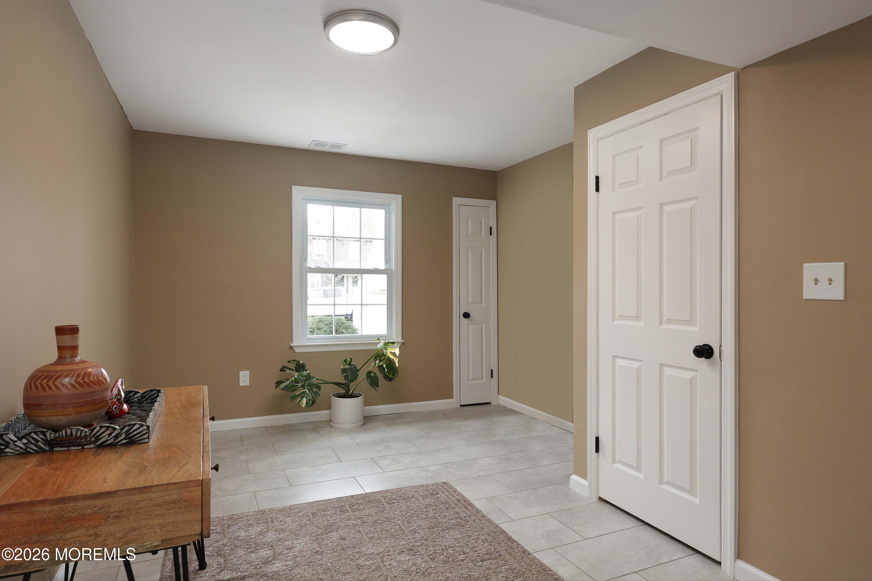15 Brook Street, Farmingdale, NJ, 07727 image 28