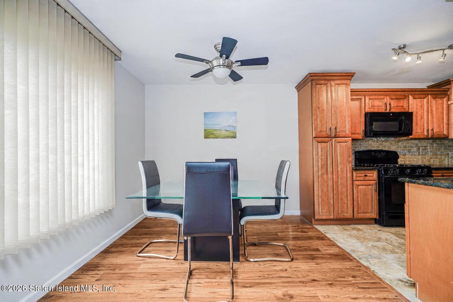 33 Amanda Court, Staten Island, NY, 10312 image 8