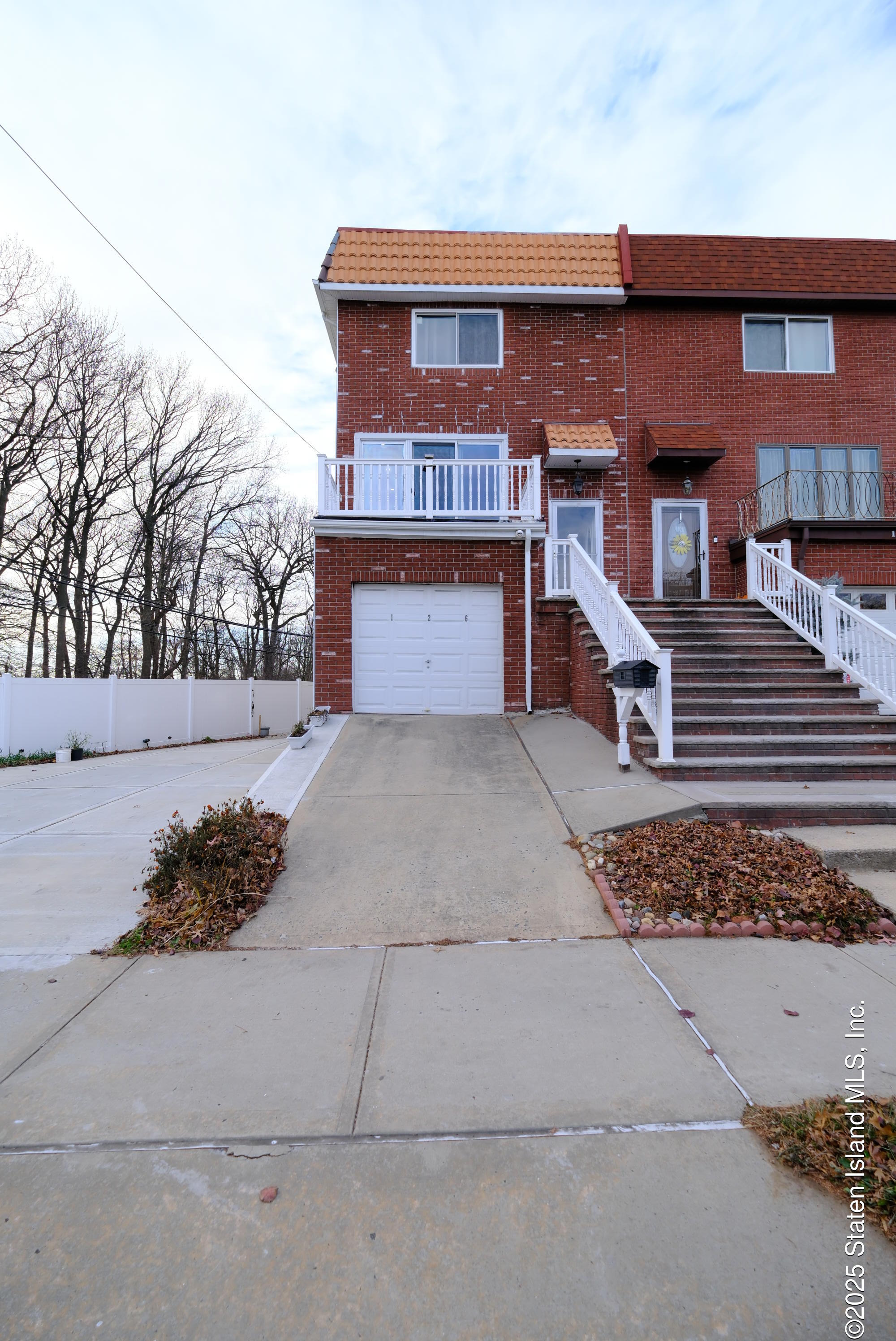 126 Mulberry Avenue Image 1