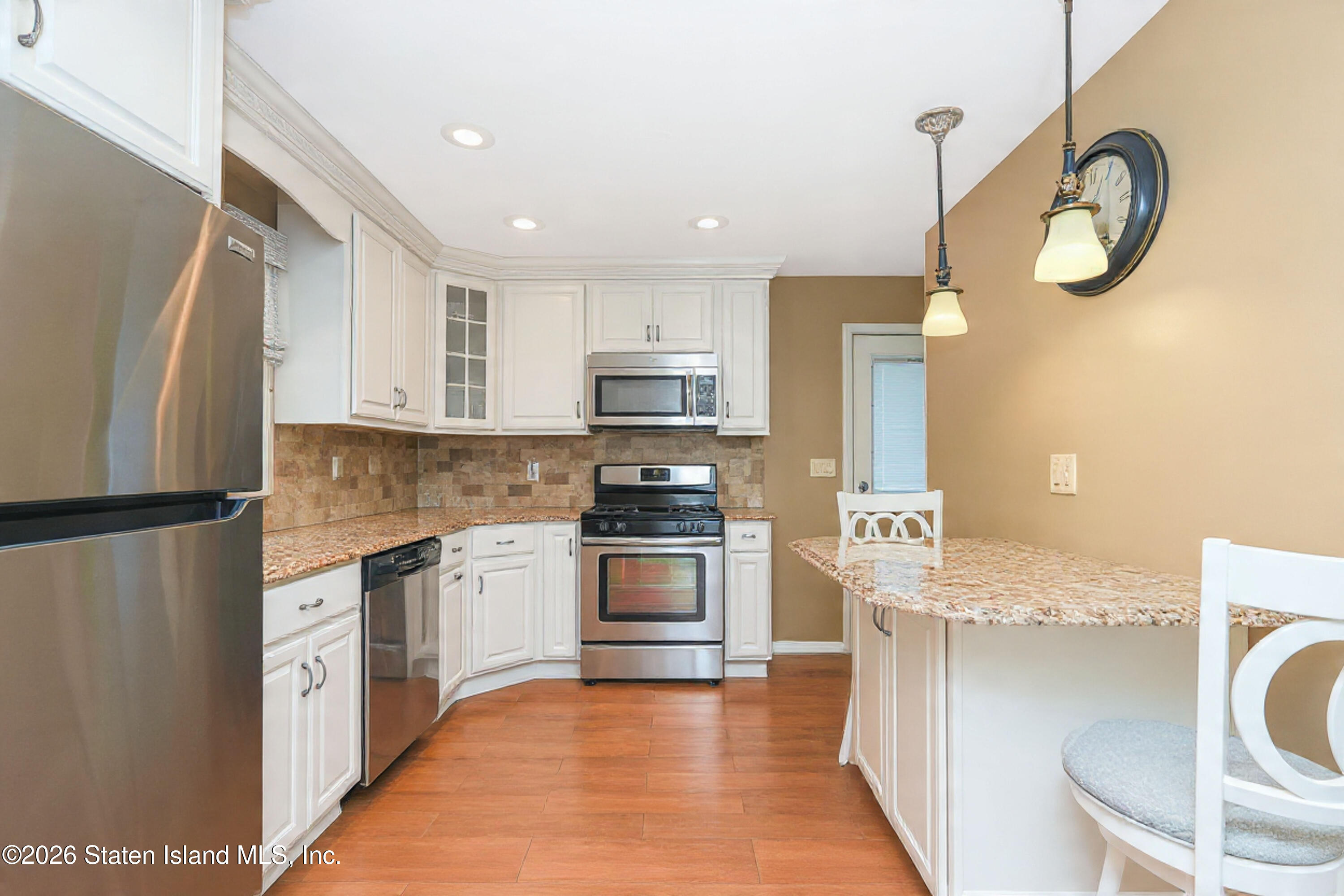 124 Champlain Avenue, Staten Island, NY, 10306 image 9