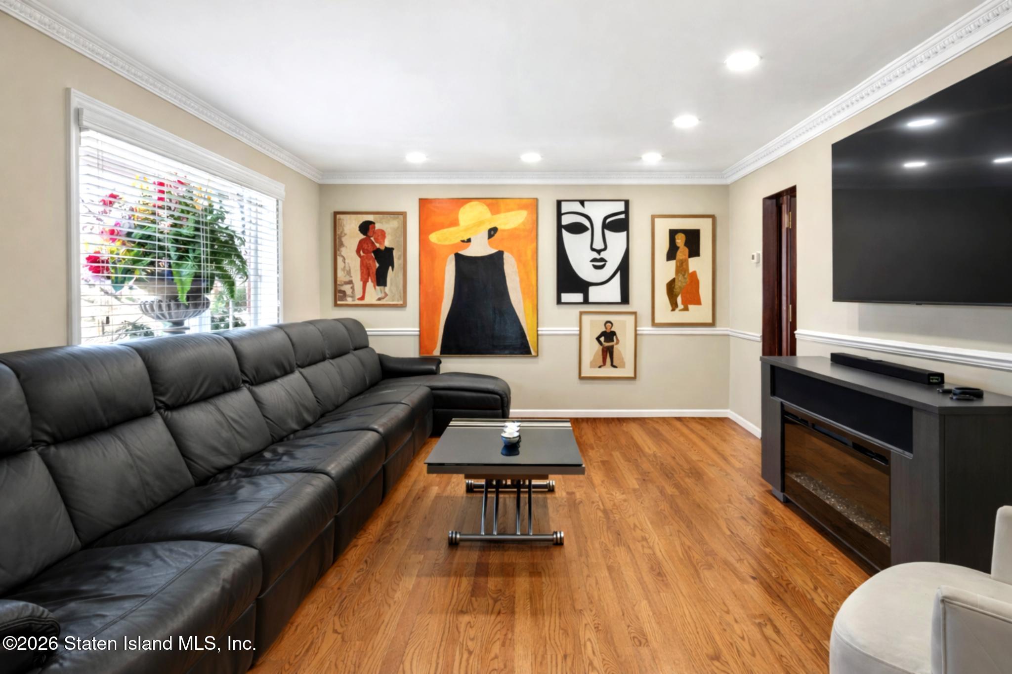 728 Huguenot Avenue Image 2