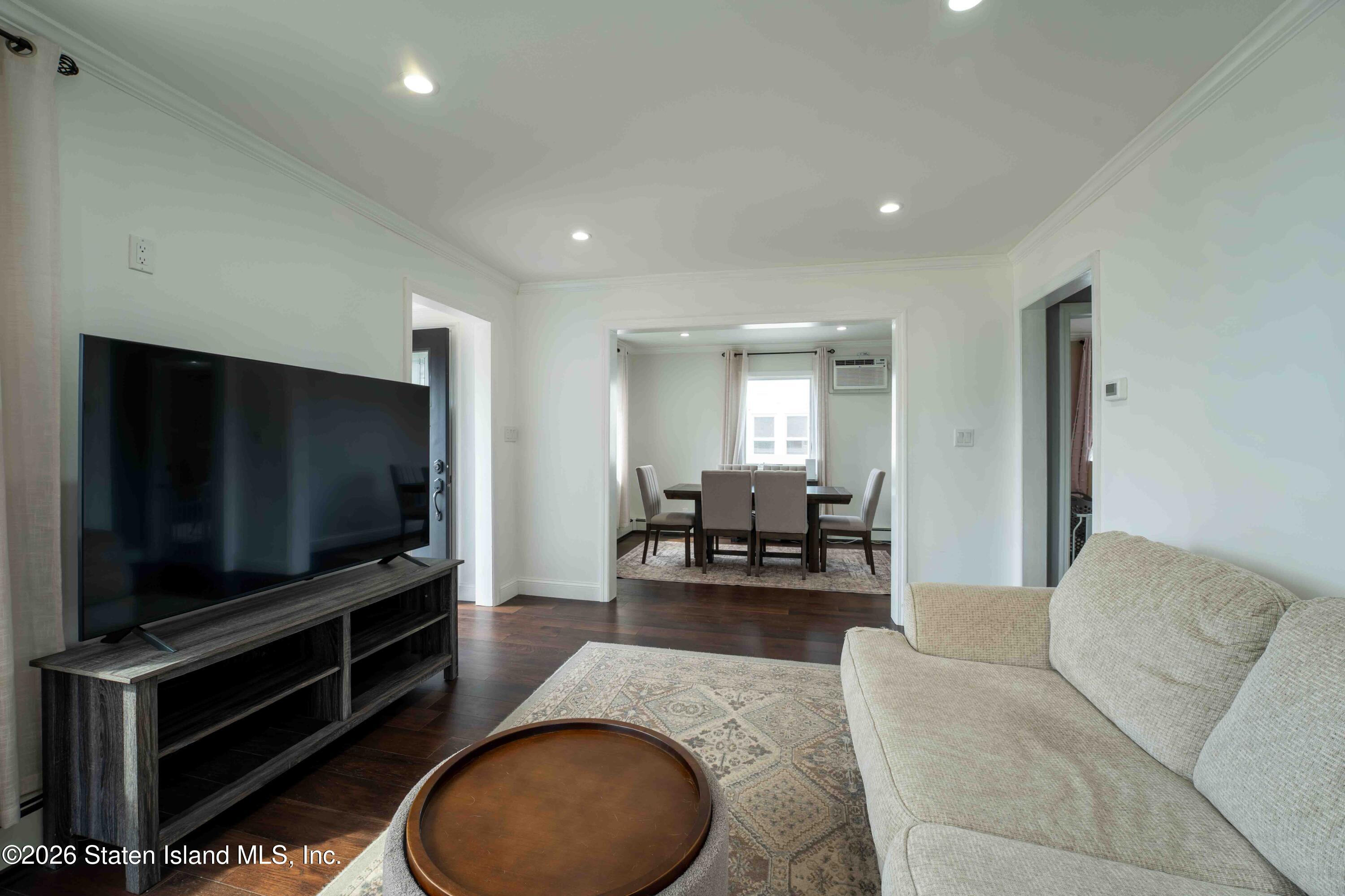 2381 Yorktown Street, Oceanside, NY, 11572 image 24