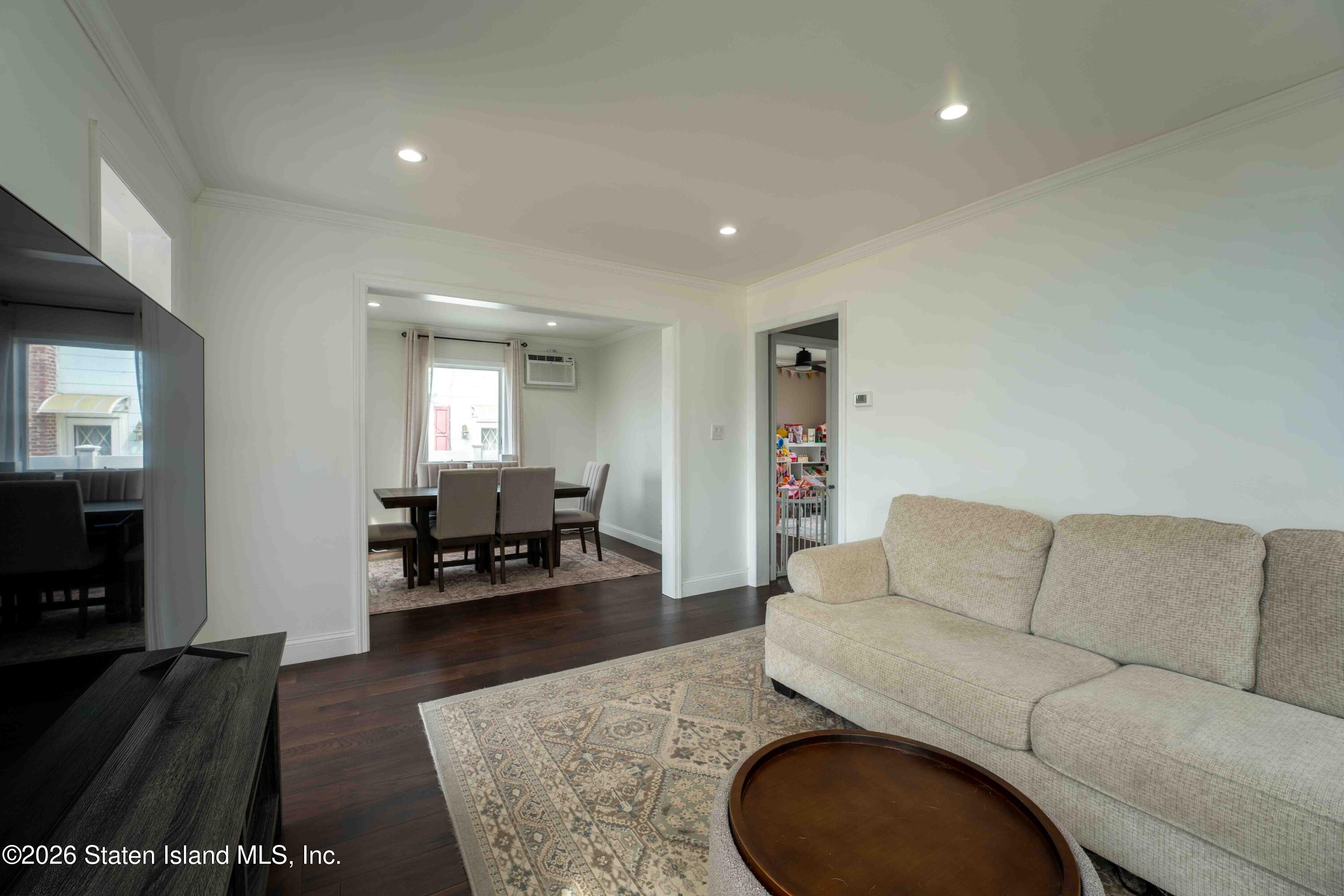 2381 Yorktown Street, Oceanside, NY, 11572 image 25