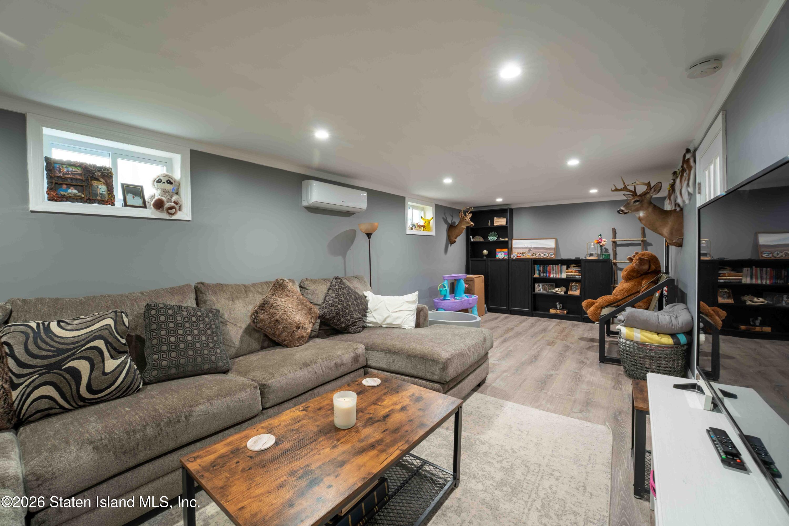 2381 Yorktown Street, Oceanside, NY, 11572 image 37