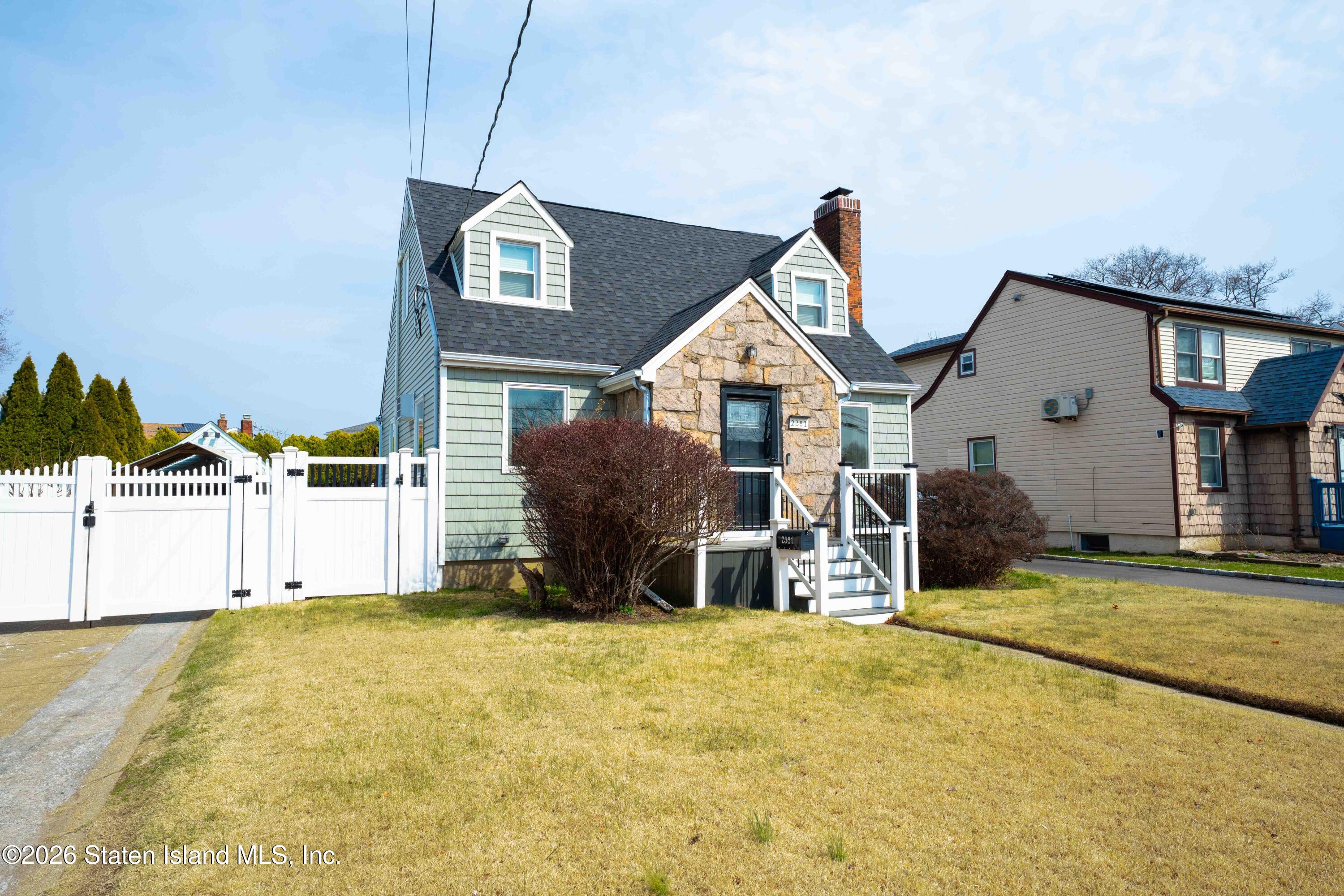 2381 Yorktown Street, Oceanside, NY, 11572 image 44