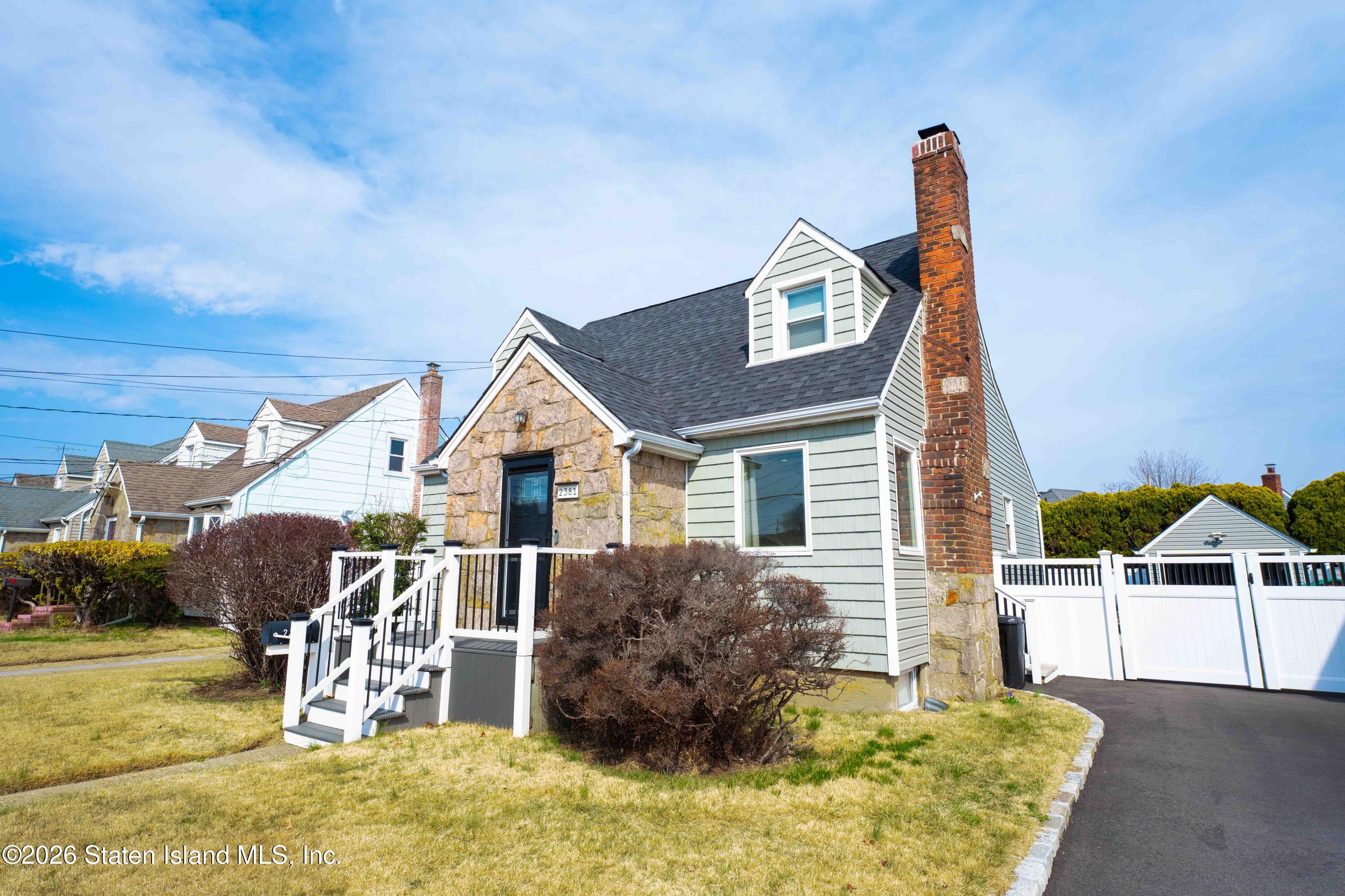 2381 Yorktown Street, Oceanside, NY, 11572 image 55