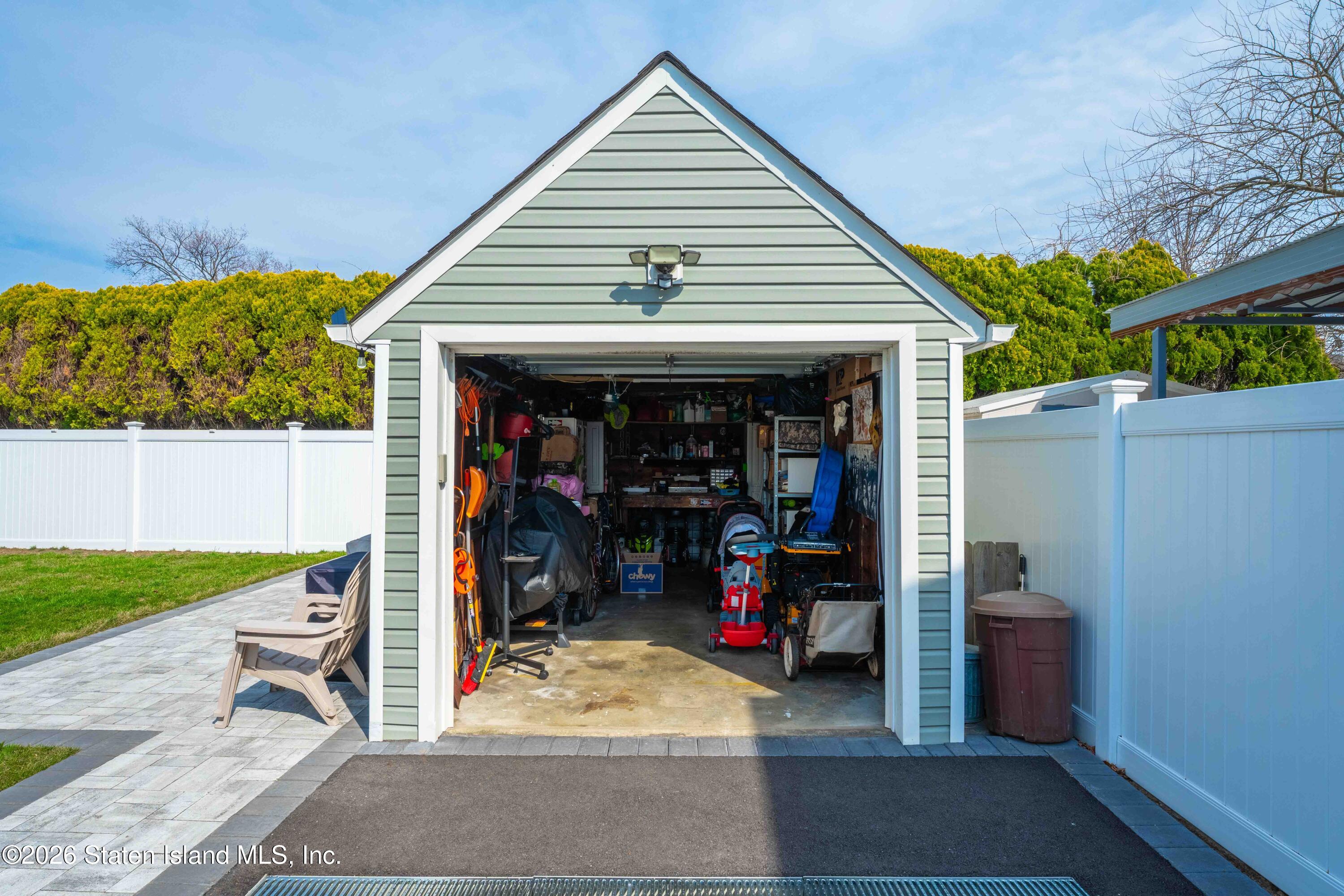 2381 Yorktown Street, Oceanside, NY, 11572 image 46