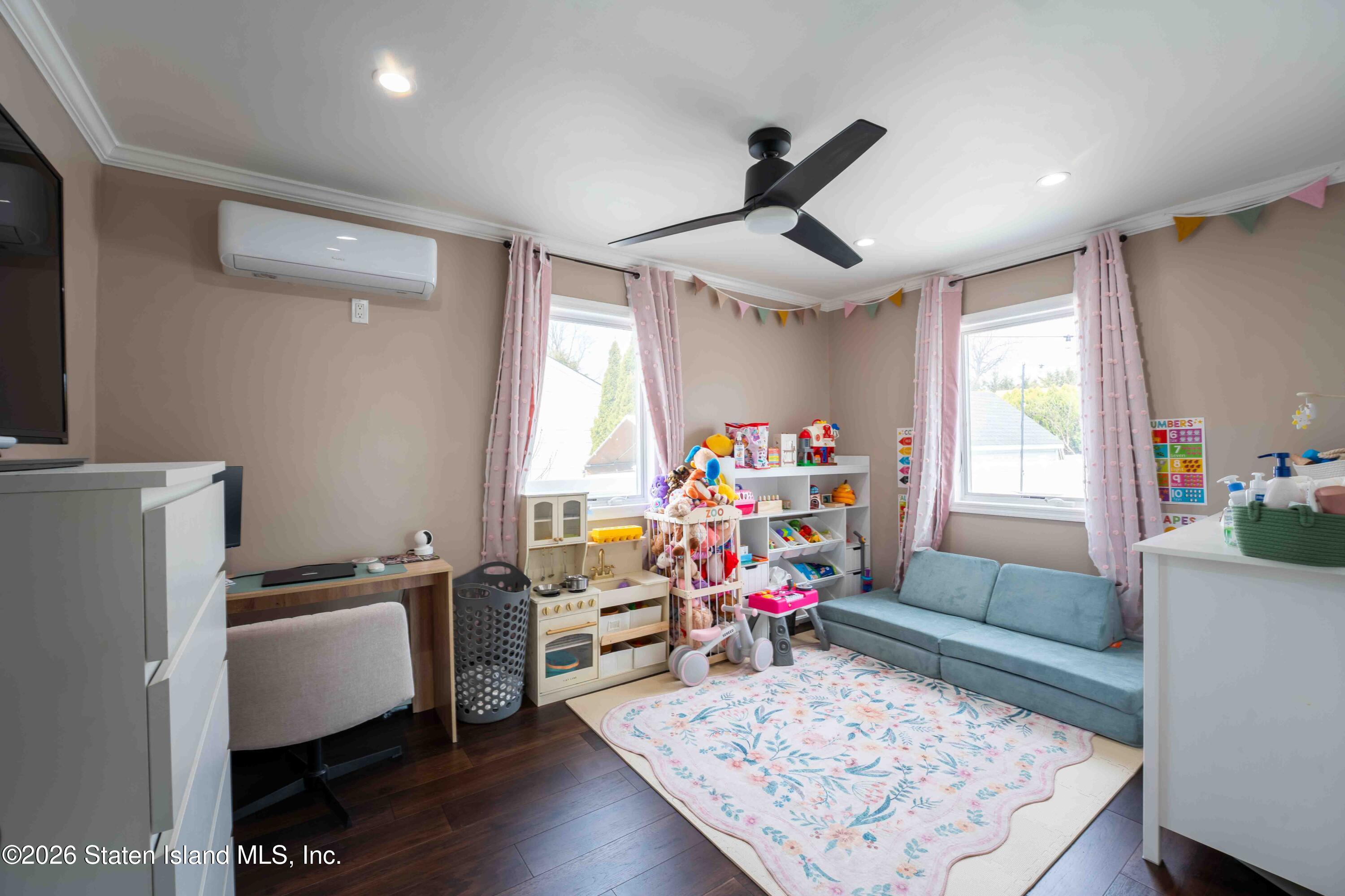 2381 Yorktown Street, Oceanside, NY, 11572 image 35