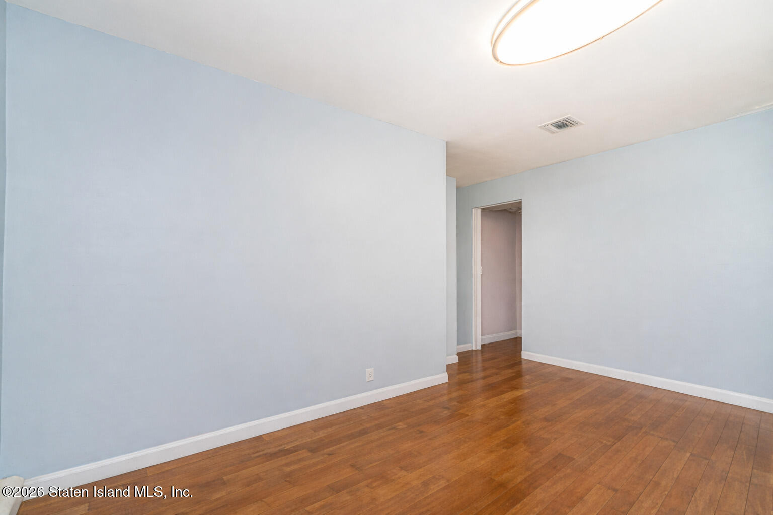 15 Bovanizer Street Image 4