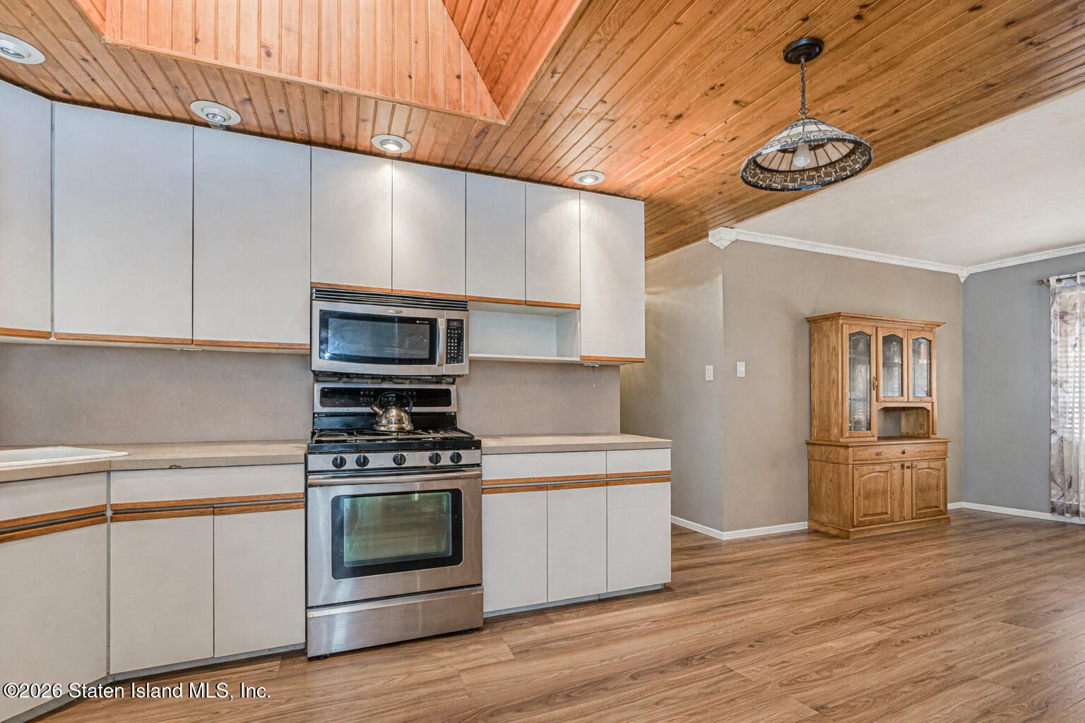 15 Bovanizer Street Image 5